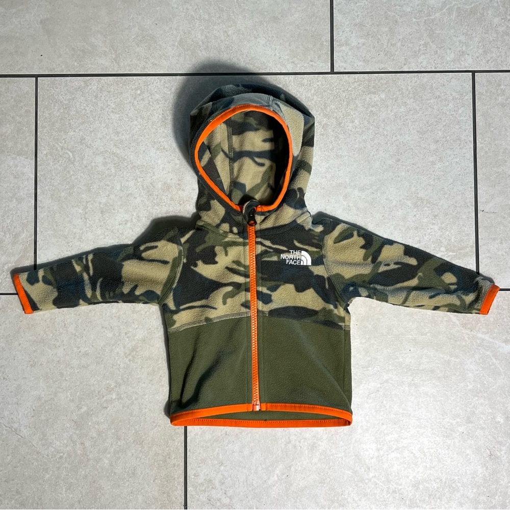 The North Face Infant Green Camo Lightweight Fleece Zip Jacket Size 3-6 Months